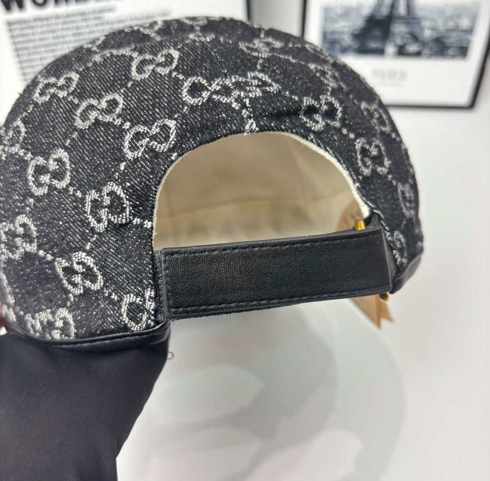 Gucci black and white
