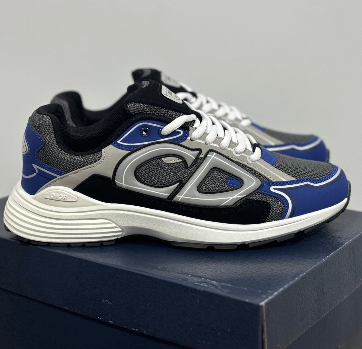 Dior b30 white blue black grey