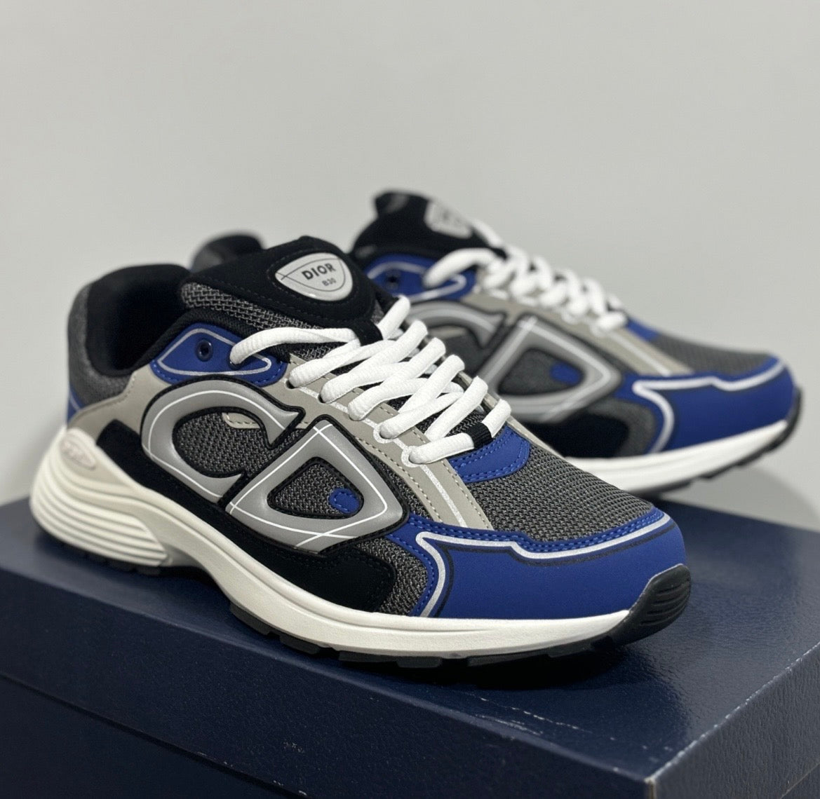 Dior b30 white blue black grey