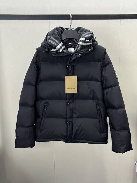 Burberry lockwell puffer jacket