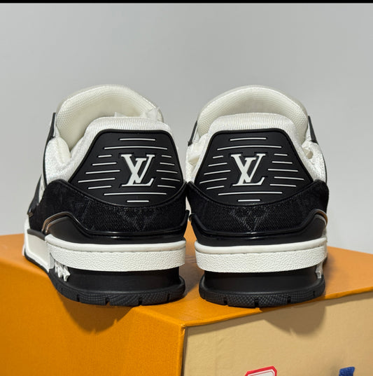 Lv trainer classic black
