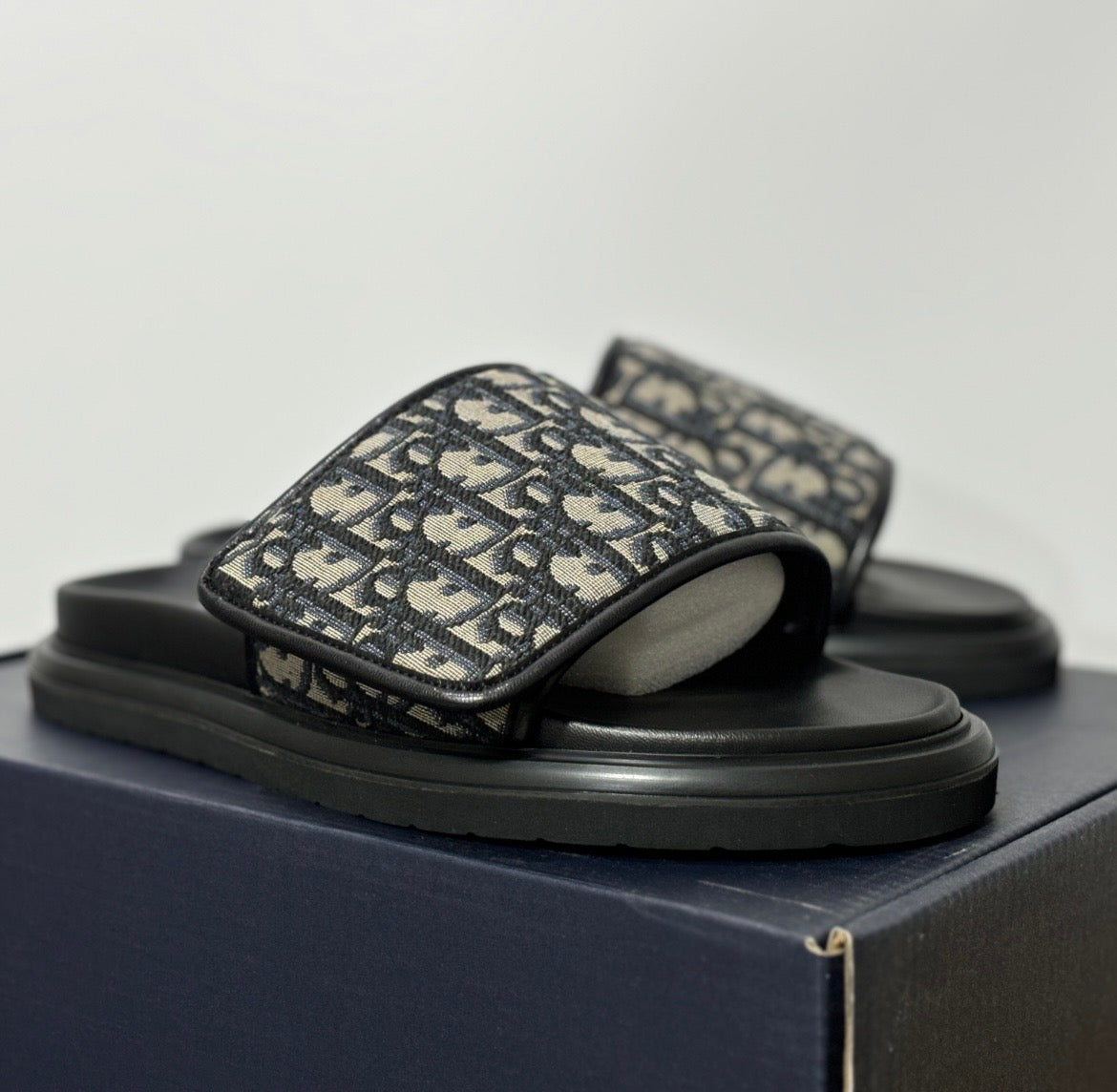 Dior slippers