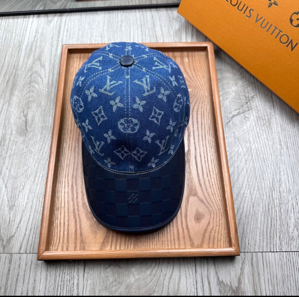 Gucci gg blue