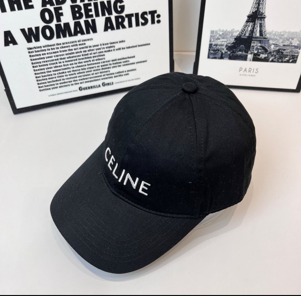 Céline hat classic black