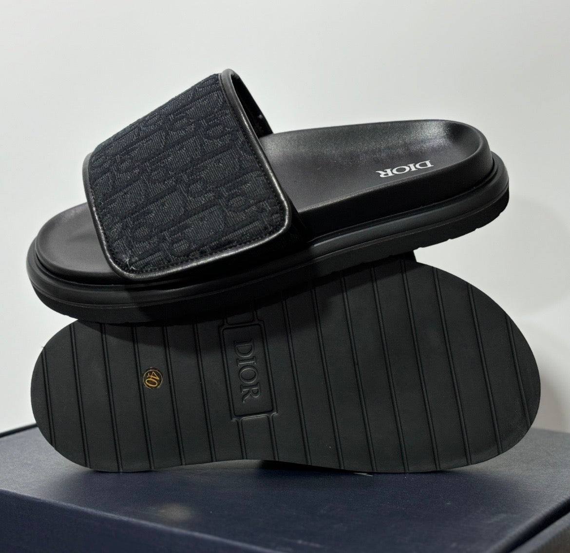 Dior slippers black
