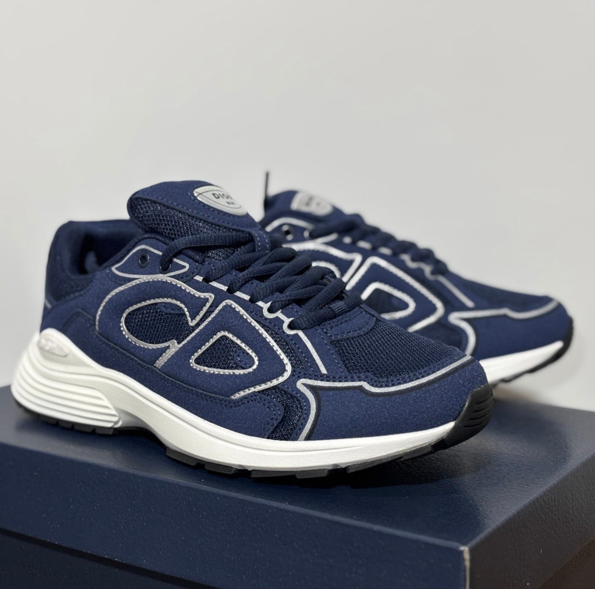 Dior b30 blue white